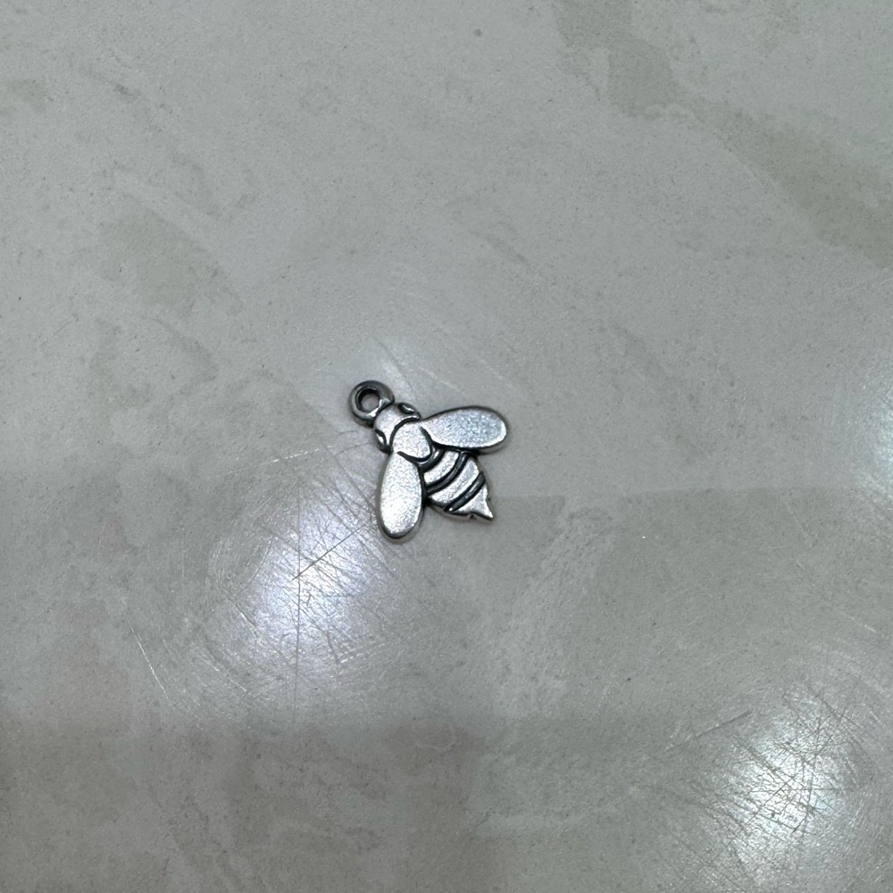 James Avery bee charm